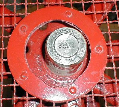 Serial numbers have also been found stamped onto the wheel and shaft of the upper band saw wheel as above. 