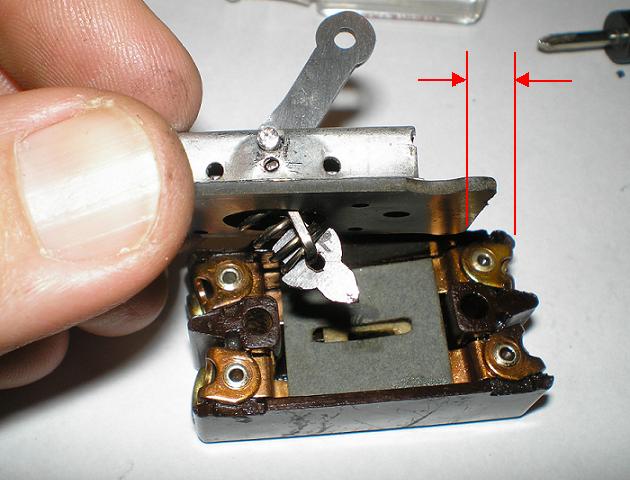 Reassembling the switch top