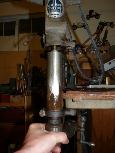 Removing the quill and spindle assembly